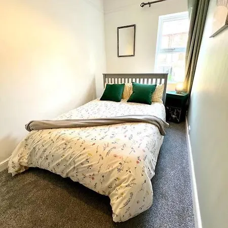 3 Bed Terrace In Central Cromer, Close To Beach Exterior photo